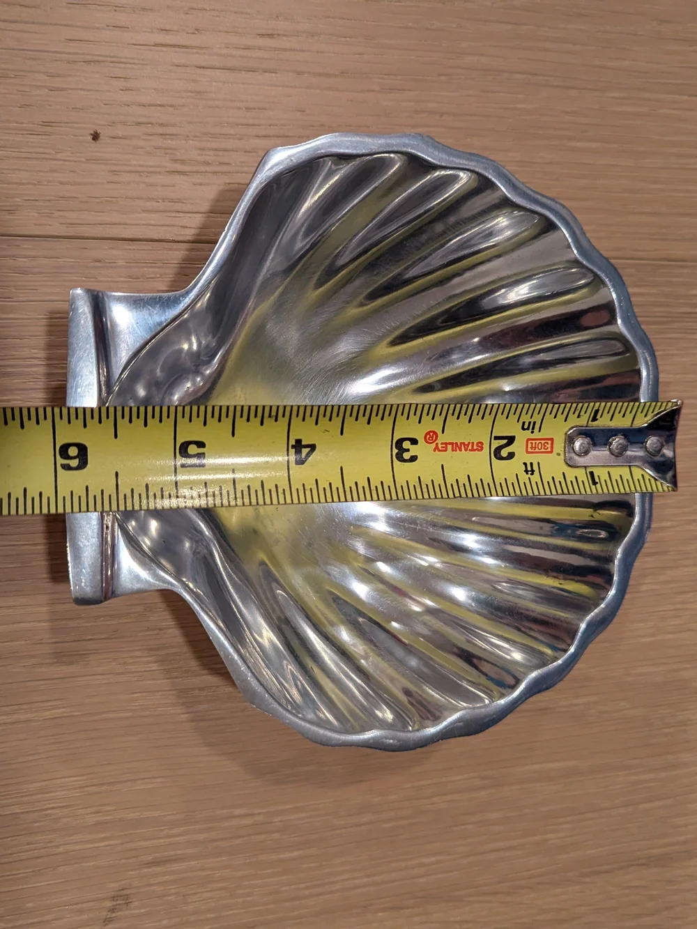 Shell-Shaped Decorative Trinket Dish - Silver